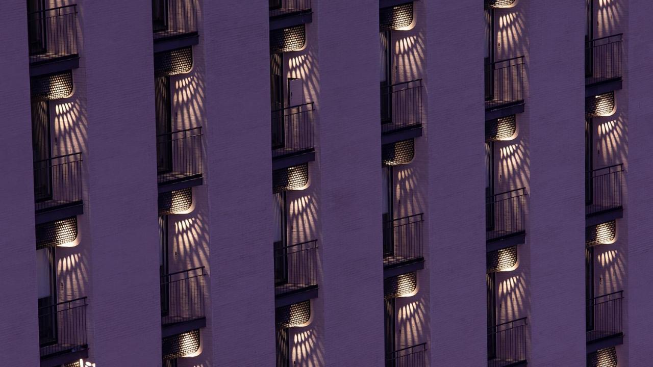 Rez Hotel Semarang Exterior foto